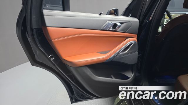 BMW X6 2022 — photo 15