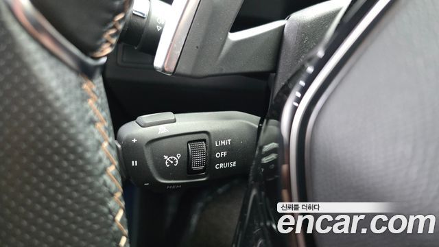 Peugeot 3008 2021 — photo 27