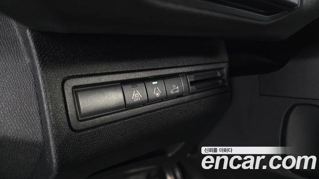 Peugeot 3008 2021 — photo 31