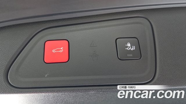 Peugeot 3008 2021 — photo 35