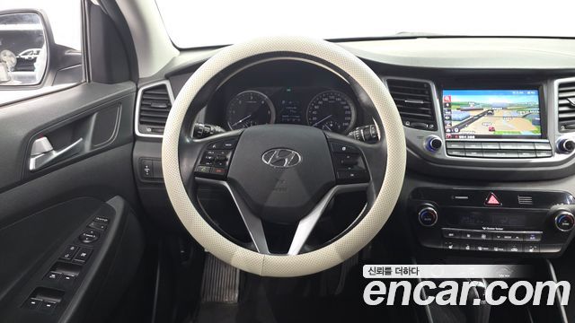 Hyundai Tucson 2016 — photo 12