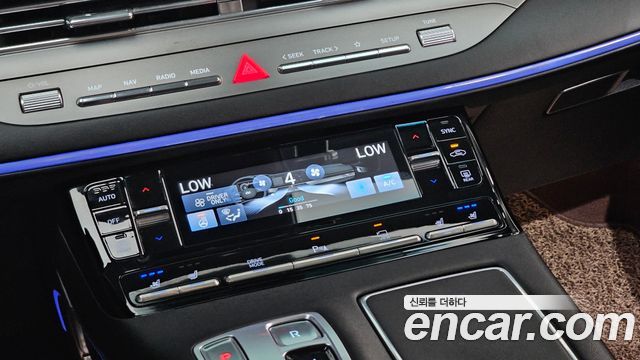 Hyundai Grandeur 2022 — photo 25