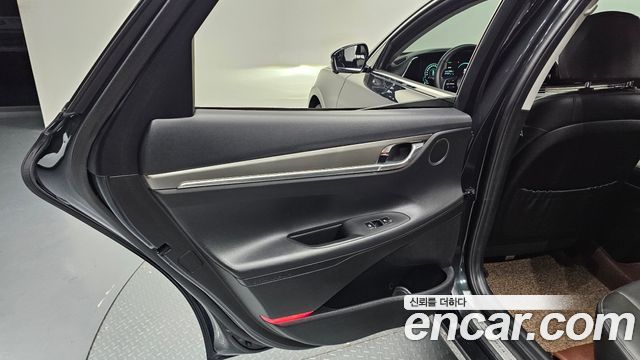 Hyundai Grandeur 2022 — photo 15