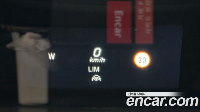 Mercedes-Benz E-Class 2022 — photo 22
