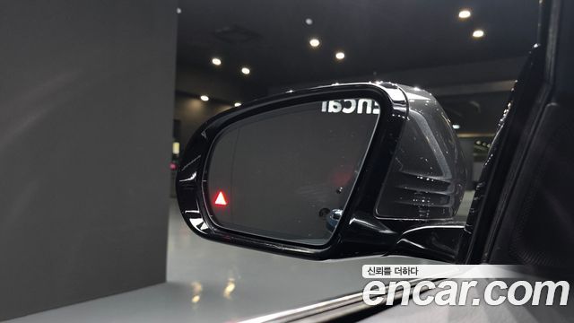 Mercedes-Benz E-Class 2022 — photo 25