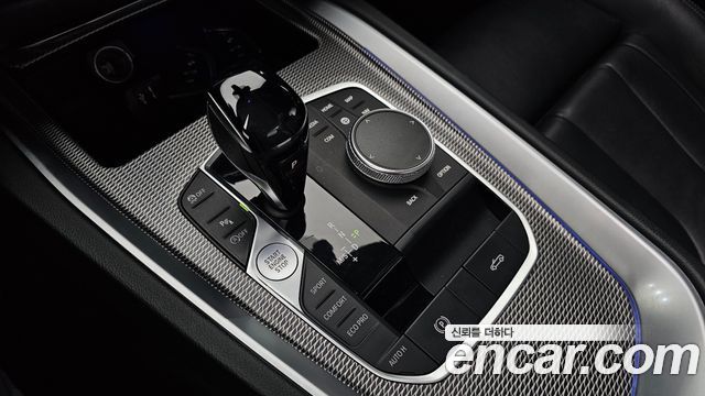 BMW Z4 2020 — photo 12