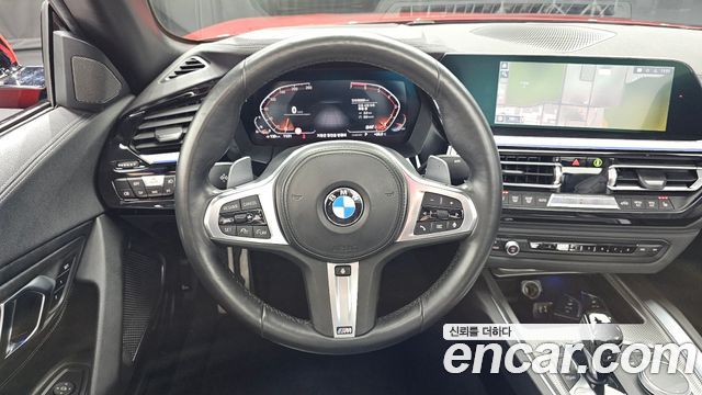 BMW Z4 2020 — photo 17