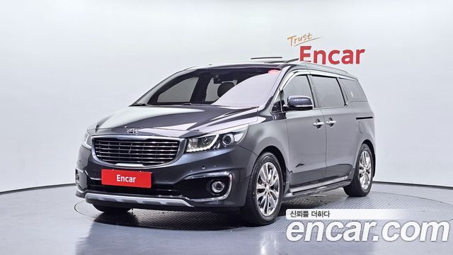Kia Canival 2017 — photo 1
