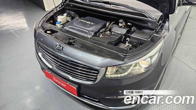Kia Canival 2017 — photo 6