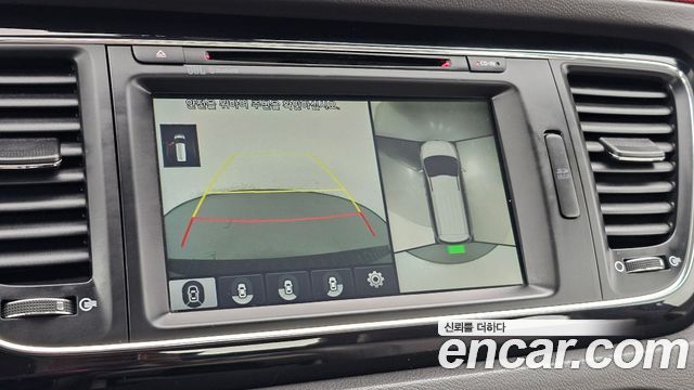 Kia Canival 2017 — photo 21