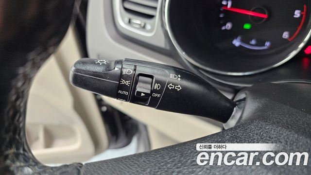 Kia Canival 2017 — photo 24