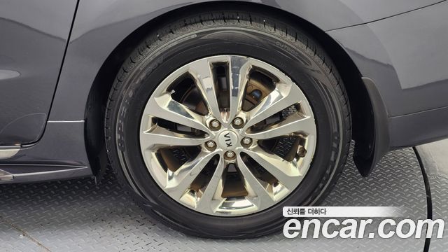 Kia Canival 2017 — photo 7