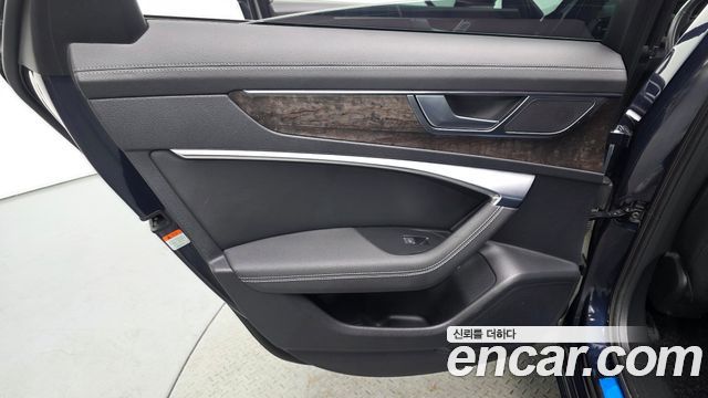 Audi A6 2021 — photo 15
