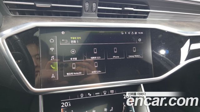 Audi A6 2021 — photo 30