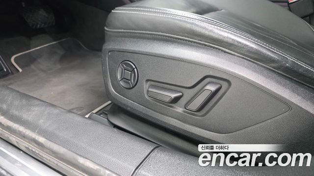 Audi A6 2021 — photo 31