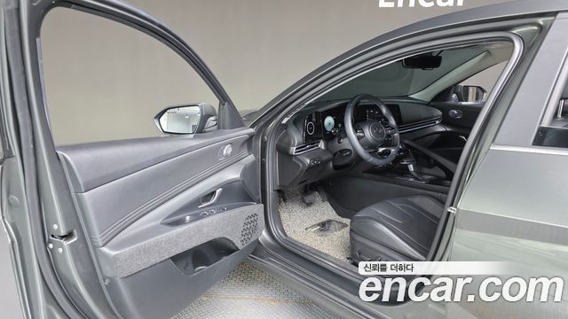 Hyundai AVANTE 2023 — photo 13