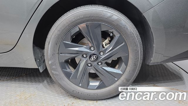 Hyundai AVANTE 2023 — photo 7