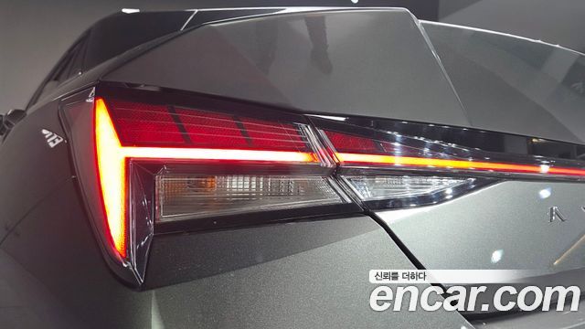 Hyundai AVANTE 2023 — photo 9