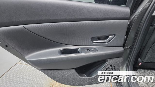 Hyundai AVANTE 2023 — photo 15
