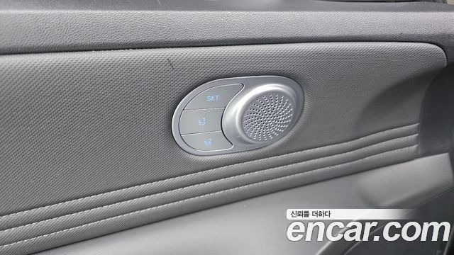 Hyundai AVANTE 2023 — photo 16
