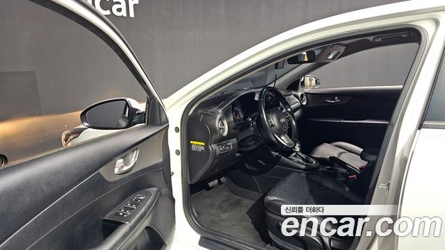 Kia K3 2019 — photo 13