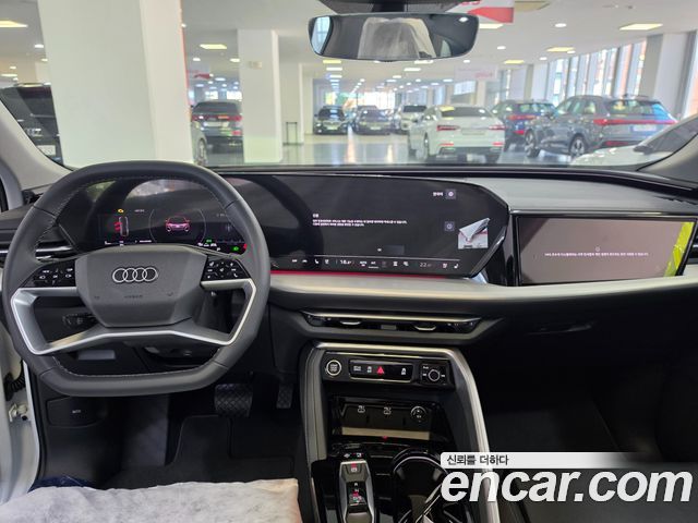 Audi Q5 2025 — photo 7
