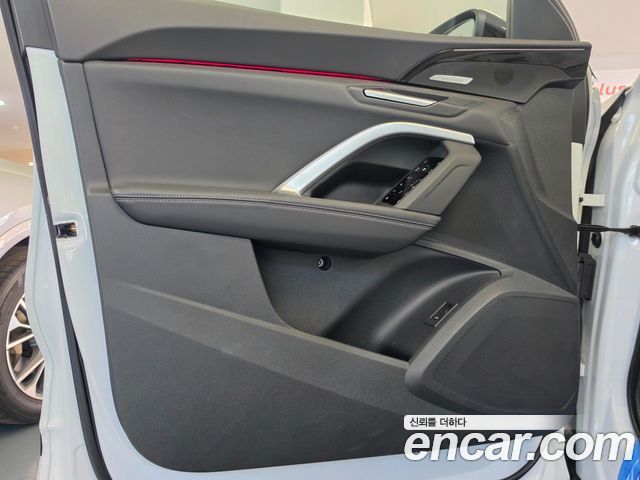Audi Q5 2025 — photo 18