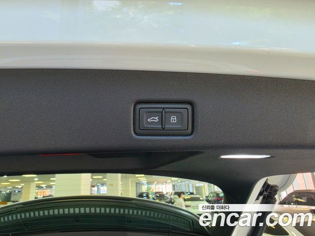 Audi Q5 2025 — photo 20