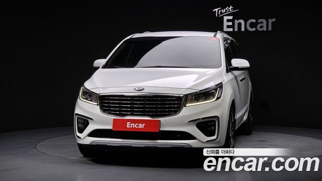 Kia Canival 2019 — photo 3