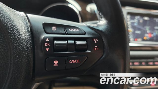 Kia Canival 2019 — photo 23