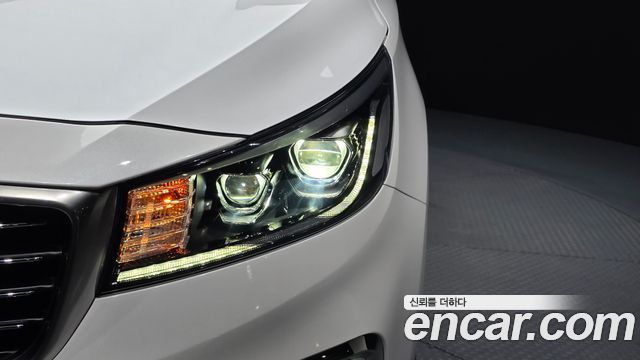 Kia Canival 2019 — photo 8