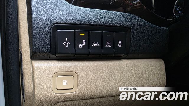 Kia Canival 2019 — photo 29