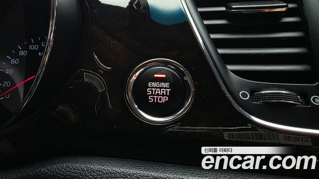 Kia Canival 2019 — photo 37
