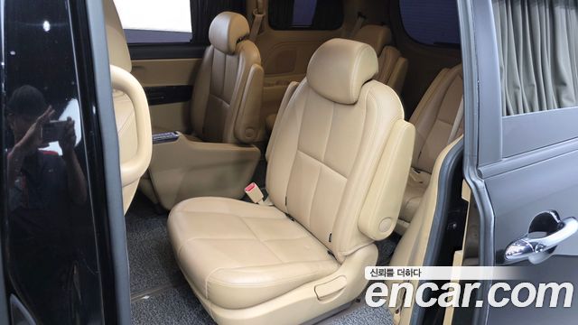 Kia Canival 2019 — photo 11