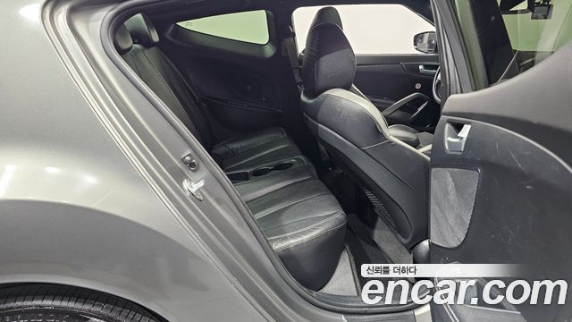 Hyundai Veloster 2016 — photo 17