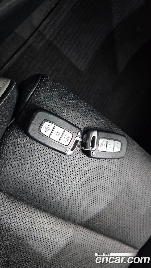 Hyundai Veloster 2016 — photo 21