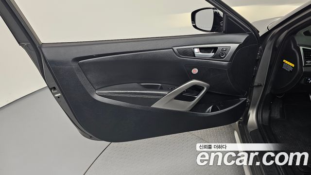 Hyundai Veloster 2016 — photo 14