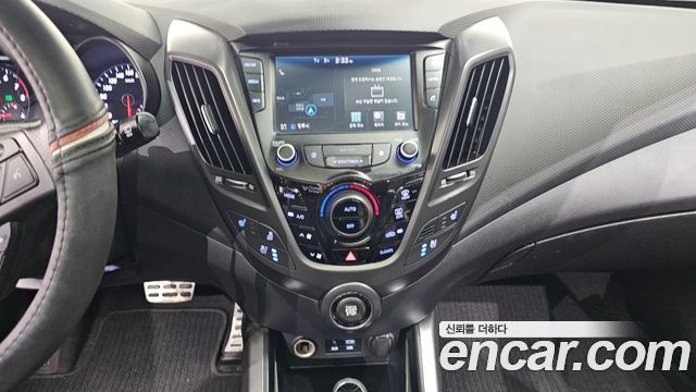 Hyundai Veloster 2016 — photo 31