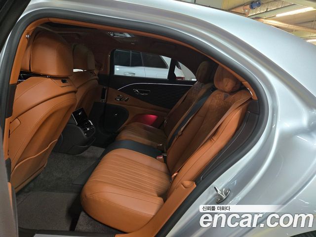 Bentley Flying Spur 2022 — photo 13