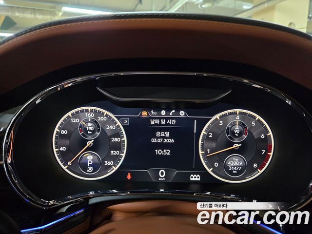 Bentley Flying Spur 2022 — photo 18