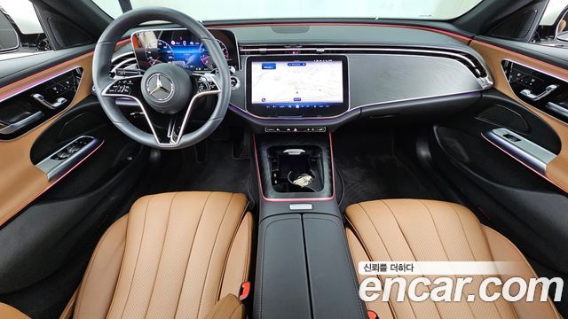 Mercedes-Benz E-Class 2025 — photo 7