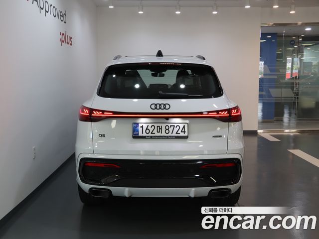 Audi Q5 2025 — photo 4