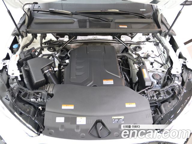 Audi Q5 2025 — photo 6