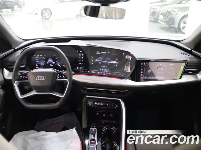 Audi Q5 2025 — photo 7