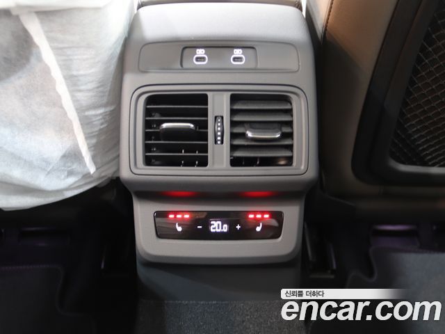 Audi Q5 2025 — photo 16