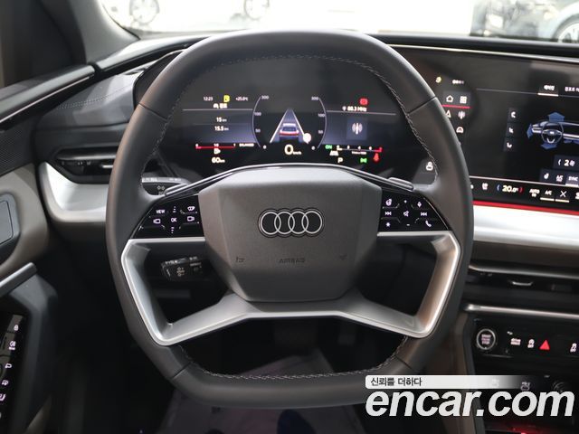 Audi Q5 2025 — photo 17