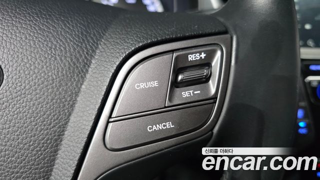 Hyundai Santafe 2018 — photo 21
