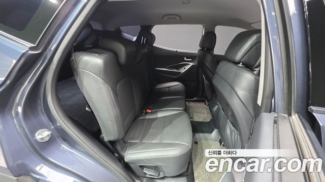 Hyundai Santafe 2018 — photo 28
