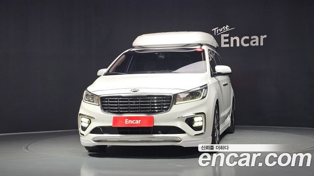 Kia Canival 2019 — photo 3
