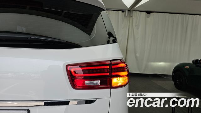 Kia Canival 2019 — photo 9